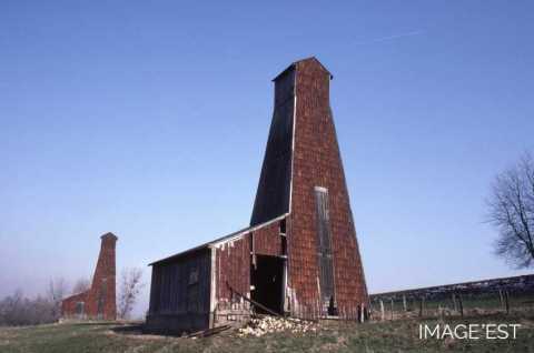 Chevalements de puits de saumure (Lenoncourt)
