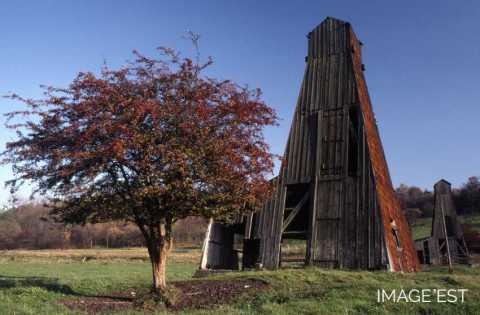 Chevalement de puits de saumure (Varangéville)