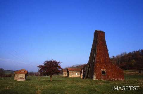 Chevalement de puits de saumure (Varangéville)