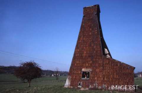 Chevalement de puits de saumure (Varangéville)