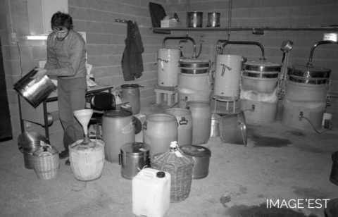 Atelier de distillation (Lenoncourt)