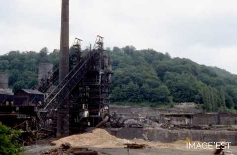 Hauts-fourneaux et rampes de chargement (Longwy)