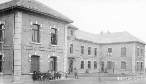 Cantine (Trieux)