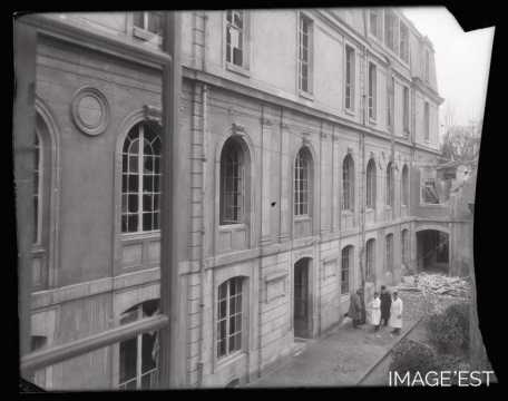 École supérieure de pharmacie (Nancy)
