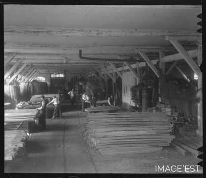 Atelier de rabotage de la tonnellerie Adolphe Fruhinsholz (Nancy)