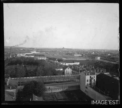 Vue aérienne de la tonnellerie Adolphe Fruhinsholz (Nancy)