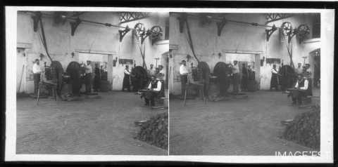 Intérieur d'un atelier de la tonnellerie Adolphe Fruhinsholz (Nancy)