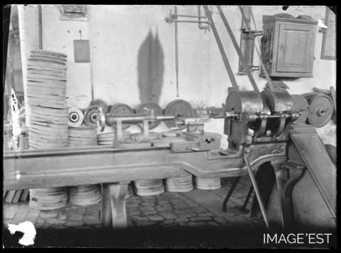 Tour d'un atelier de la tonnellerie Adolphe Fruhinsholz (Nancy)