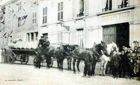 Transport de tonneaux (Épinal ?)