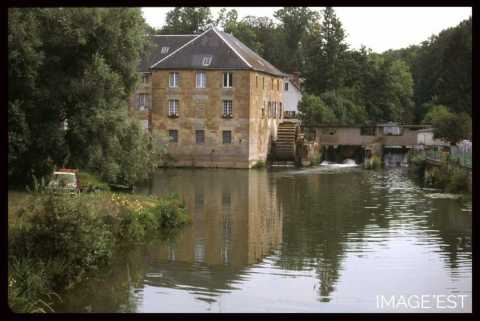 Moulin (Stenay)
