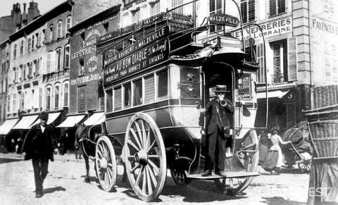 Omnibus hippomobile (Nancy)