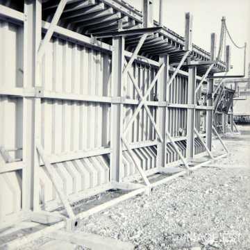 Reconstruction du pont (Charmes)