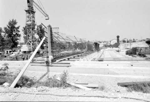 Reconstruction du pont (Charmes)