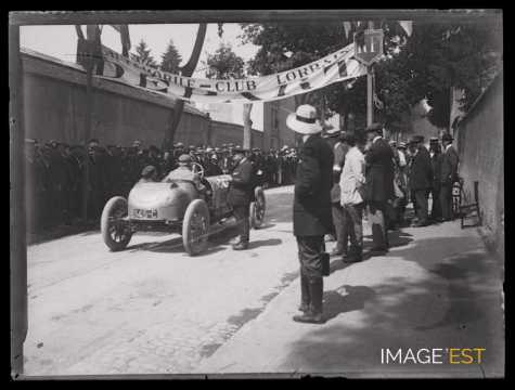 Départ d'une course automobile (Nancy)