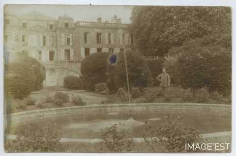 Château (Arry)