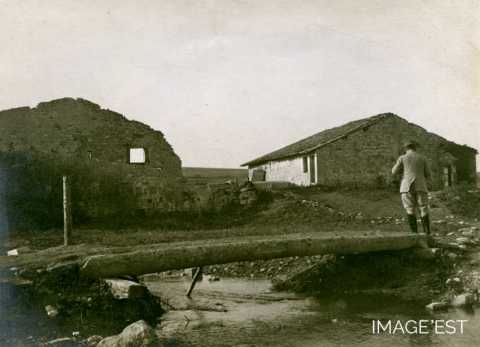 Moulin en ruines (Troyon)