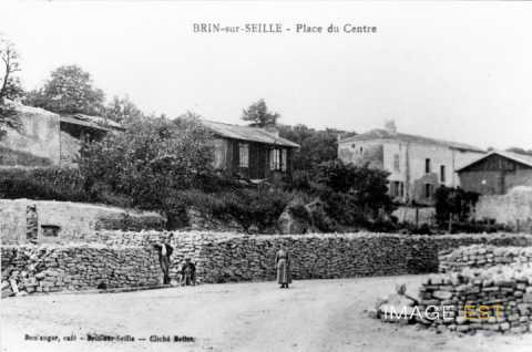 Place du Centre (Brin-sur-Seille)