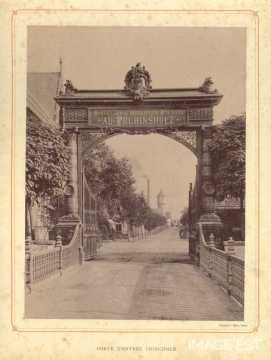 Entrée de la tonnellerie Adolphe Fruhinsholz (Nancy)