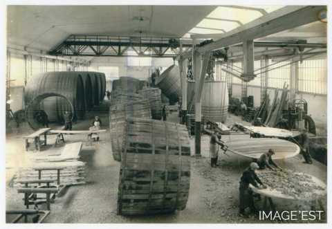 Atelier des grands foudres de la tonnellerie Adolphe Fruhinsholz (Nancy)
