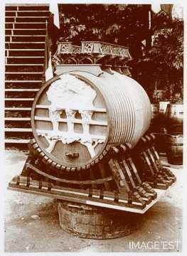 Reproduction en plâtre du Grand Foudre de 1900  (Nancy)