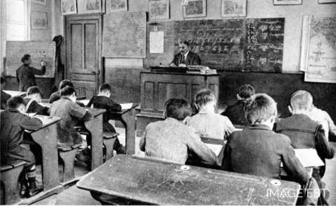 Classe de garçons (Haucourt-Moulaine)