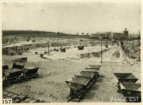 Carrière de calcaire (Dugny-sur-Meuse)