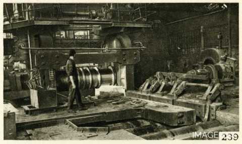 Laminage d'un lingot (Mont-Saint-Martin)