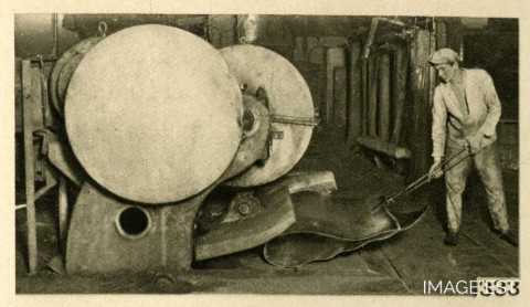 Presse plieuses (Mont-Saint-Martin)