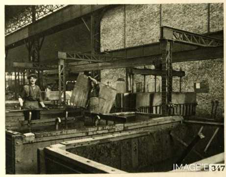 Bains d'attente avant galvanisation 