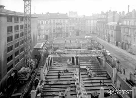 Chantier de construction de l'amphithéâtre de la Faculté de Droit (Nancy)