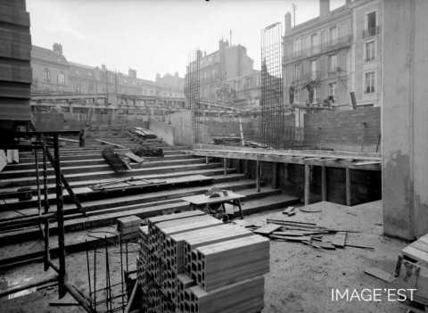 Chantier de construction de l'amphithéâtre de la Faculté de Droit (Nancy)