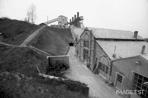 Centrale des fours à chaux de Billemont (Dugny-sur-Meuse)