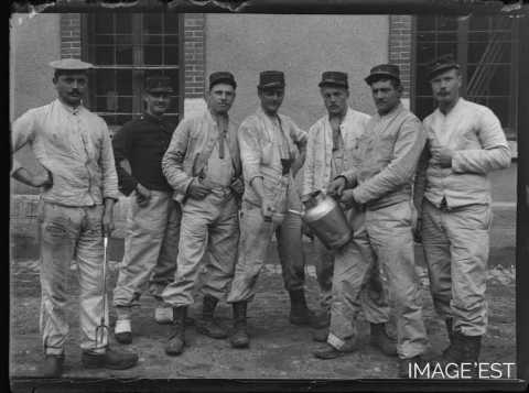 Militaires en uniforme (Toul)