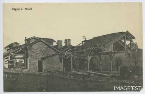 Usine Fabius Henrion en ruines (Pagny-sur-Moselle)