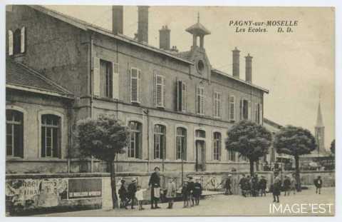 Groupe scolaire (Pagny-sur-Moselle)