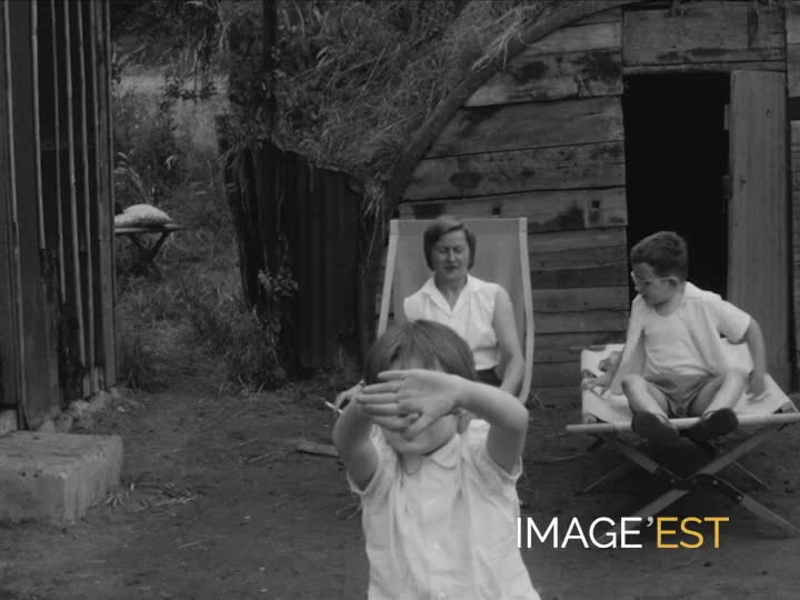 Scènes familiales à Oeuilly (Marne)