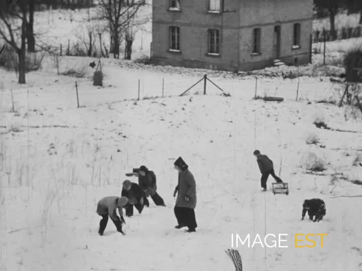 Jeux d'hiver à Nanteuil-sur-Aisne