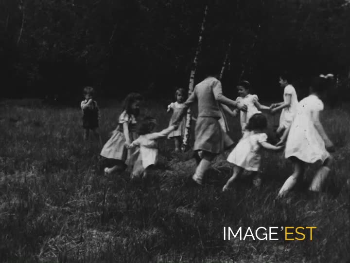 Danse dans le Bois de Nanteuil