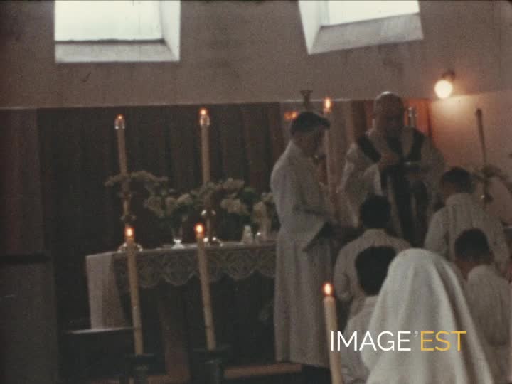 Cérémonie de communion dans la Marne