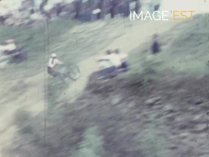 Motocross à Rocroi (Ardennes)