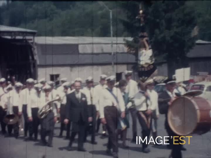 Défilé du 14 juillet à Monthermé (Ardennes)