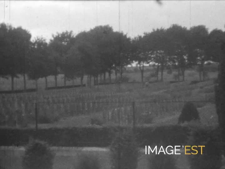 Visite de sites commémoratifs dans la Somme et la Marne