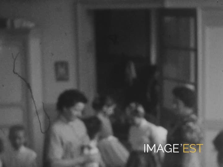 Spectacle de l'école à Saint-Hilaire-le-Grand (Marne)