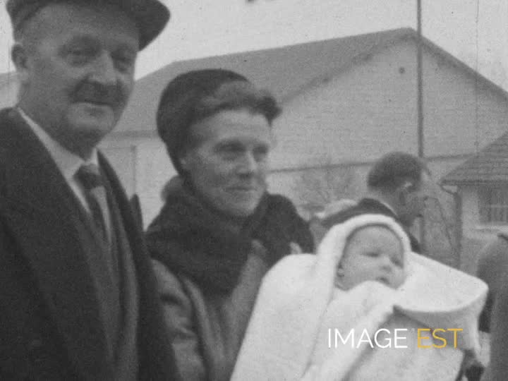 Baptême à Saint-Hilaire-le-Grand (Marne)