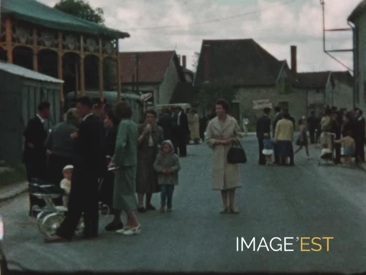 Fête foraine à Saint-Hilaire-le-Grand (Marne)