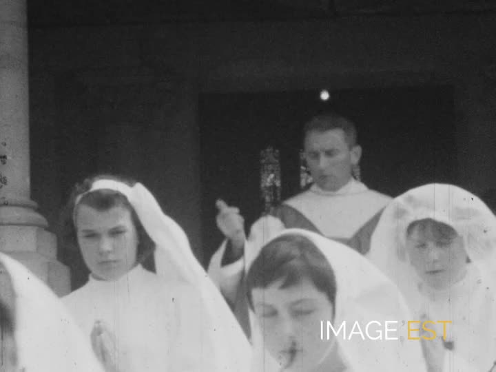 Communion à Saint-Hilaire-le-Grand (Marne)