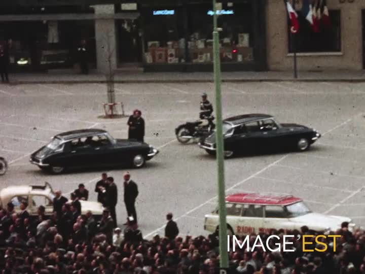 Le général De Gaulle à Epernay