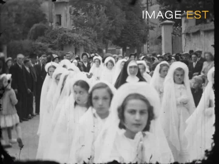Communion à Rethel (Ardennes)