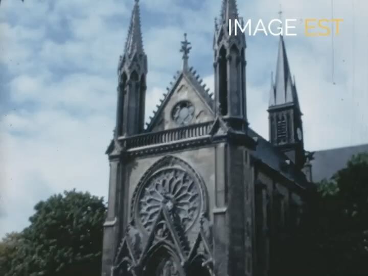 Communion à l'église Saint-Thomas (Reims)