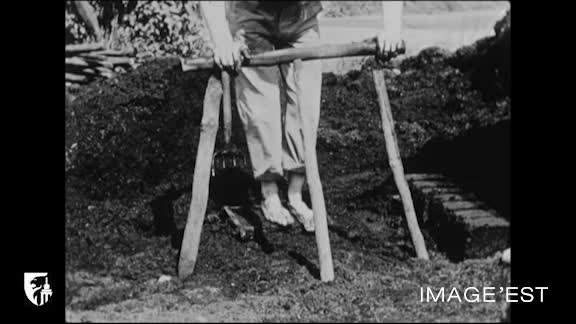 Fabrication de briques de chauffage à Stavelot (Belgique)